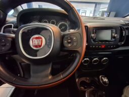 
										Fiat 500L TREKKING full									