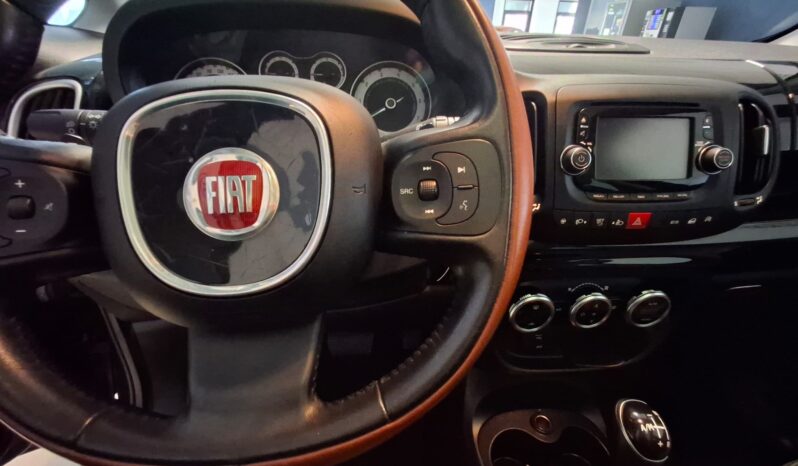 
								Fiat 500L TREKKING full									