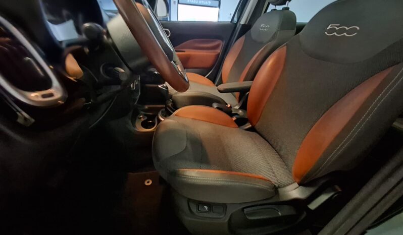 
								Fiat 500L TREKKING full									