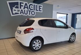 PEUGEOT 208 van