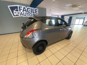 Lancia Y Hybrid