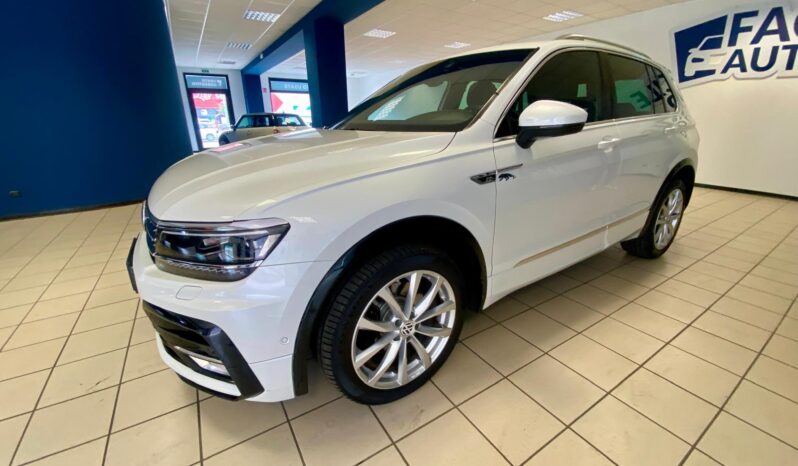 
								VOLKSWAGEN TIGUAN 2.0 BiTDI 240 CV DSG 4MOTION EXECUTIVE R-LINE – FULL OPTIONAL full									