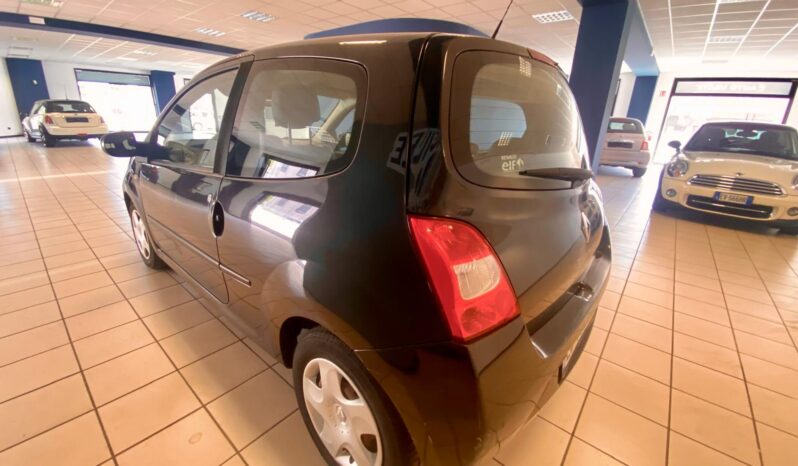 
								RENAULT TWINGO 1.2 16V 75 CV full									