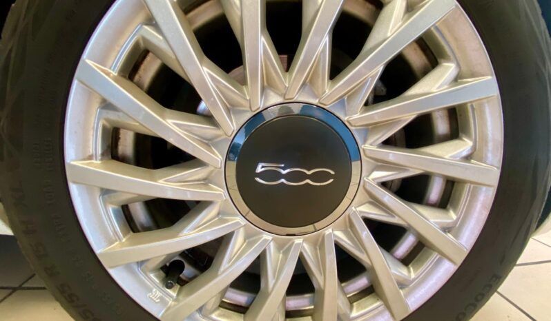 
								FIAT 500 1.0 HYBRID 70 CV full									