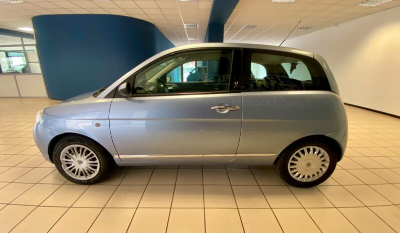 
								Lancia Ypsilon Benzina/GPL – 2007 – 167.800 km full									