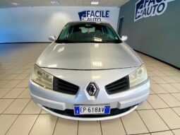 
										RENAULT MÉGANE 1.5 dCi 105 CV – SERIE SPECIALE – €1.650 full									