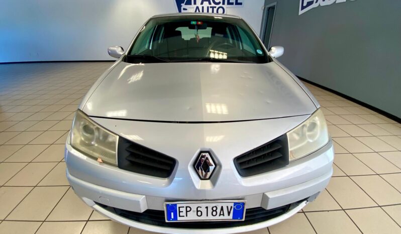 
								RENAULT MÉGANE 1.5 dCi 105 CV – SERIE SPECIALE – €1.650 full									