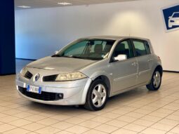 
										RENAULT MÉGANE 1.5 dCi 105 CV – SERIE SPECIALE – €1.650 full									