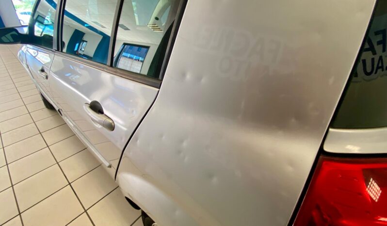 
								RENAULT MÉGANE 1.5 dCi 105 CV – SERIE SPECIALE – €1.650 full									