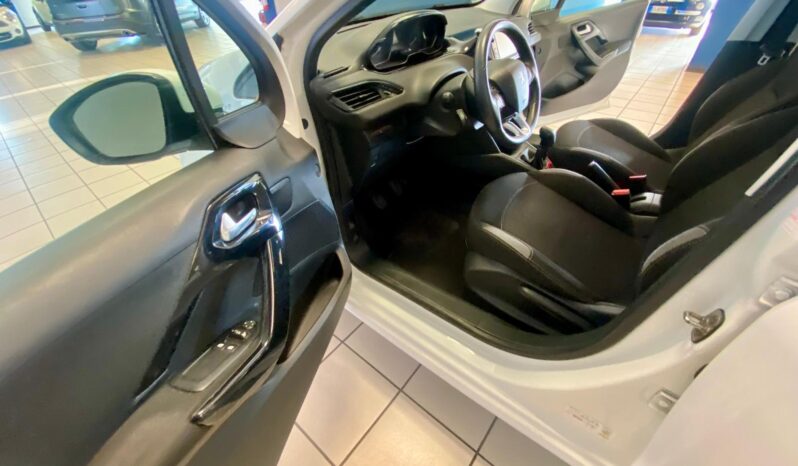 
								PEUGEOT 208 1.2 82 CV 5 PORTE – € 7.900 full									