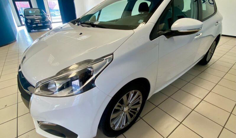 
								PEUGEOT 208 1.2 82 CV 5 PORTE – € 7.900 full									
